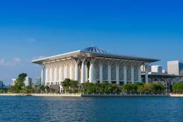 TUANKU MIZAN ZAINAL<br> ABIDIN MOSQUE