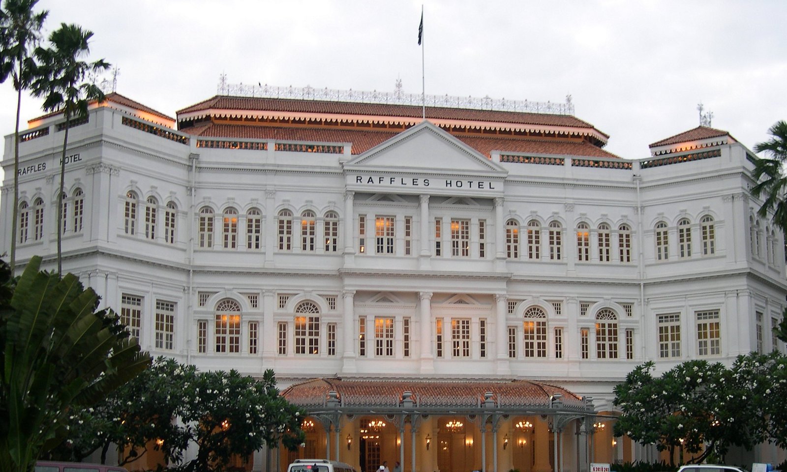 RAFFLES HOTEL